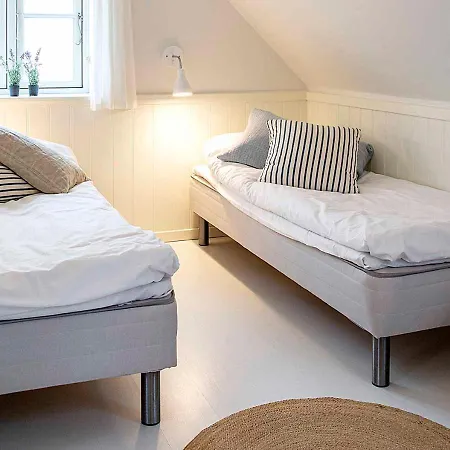 Hjerting Hotell 3*